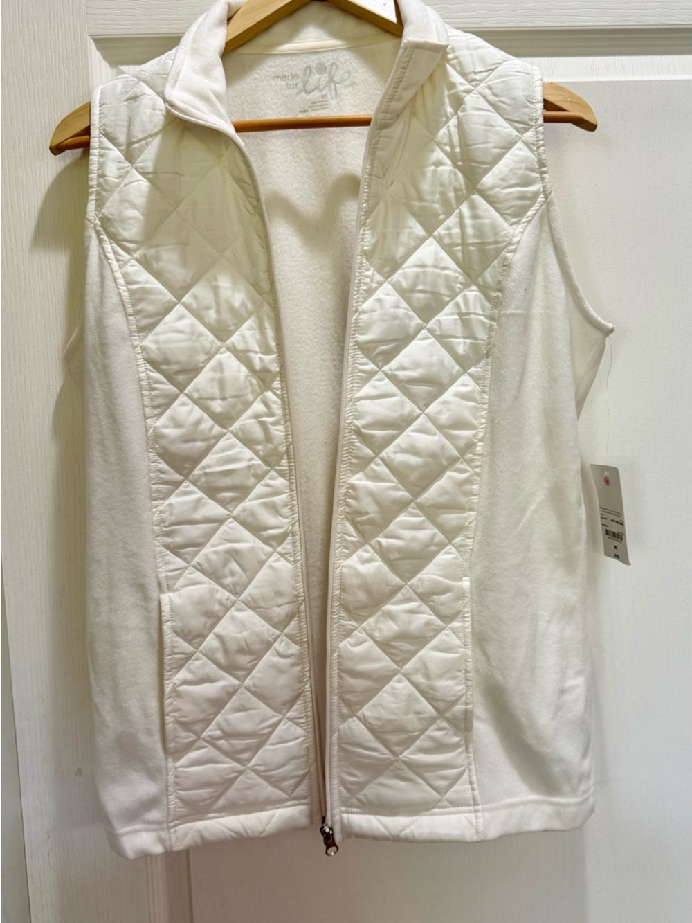 Made for Life Cream Fleece Vest Size Medium Tall NWT